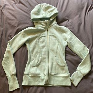 Lululemon Scuba Hoodie, Green size 4